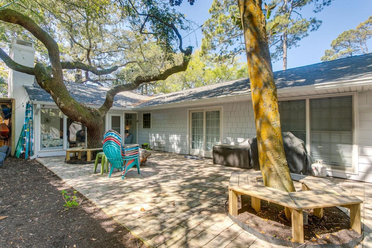 Spacious St Simons Island Vacation Rental With Pool! St. Simons Island Exterior photo